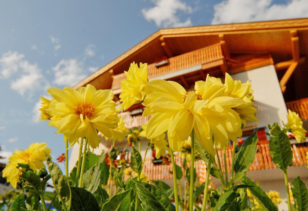 Garni Karlegger Bed and Breakfast Seis am Schlern Exteriör bild