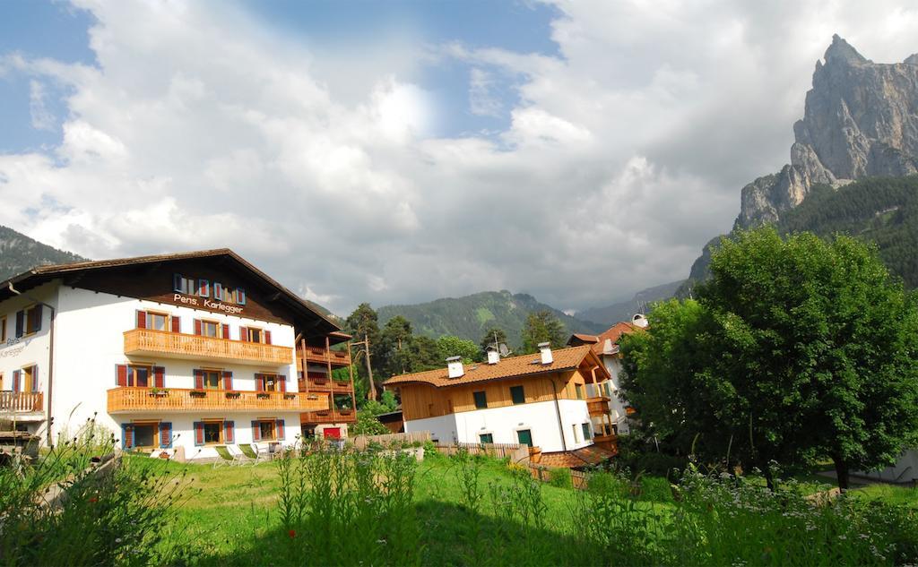 Garni Karlegger Bed and Breakfast Seis am Schlern Exteriör bild