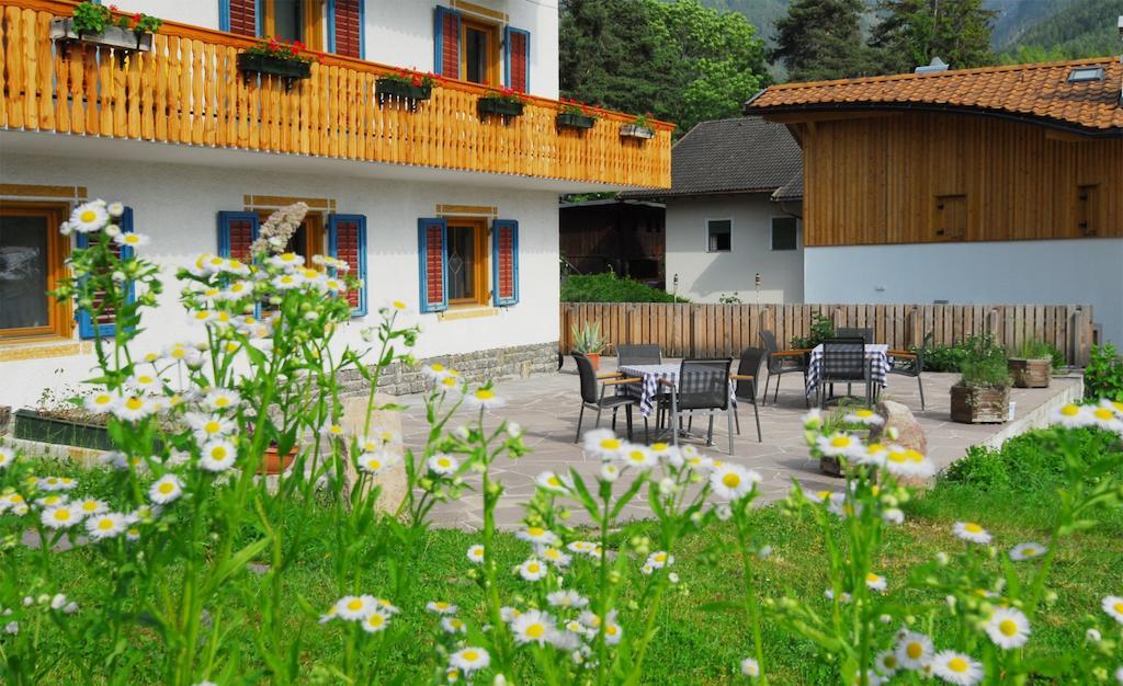 Garni Karlegger Bed and Breakfast Seis am Schlern Exteriör bild