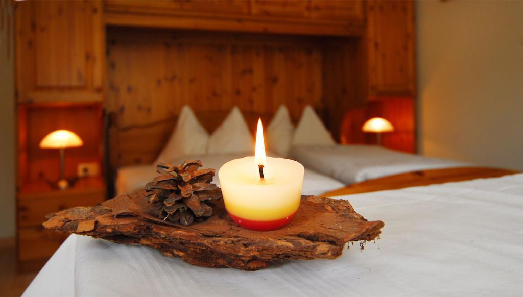 Garni Karlegger Bed and Breakfast Seis am Schlern Rum bild